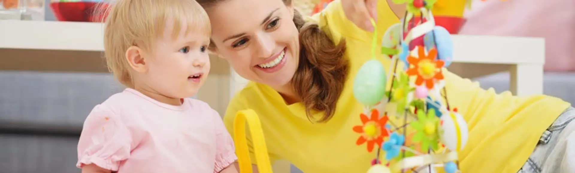 kid with Mother Play the easter game