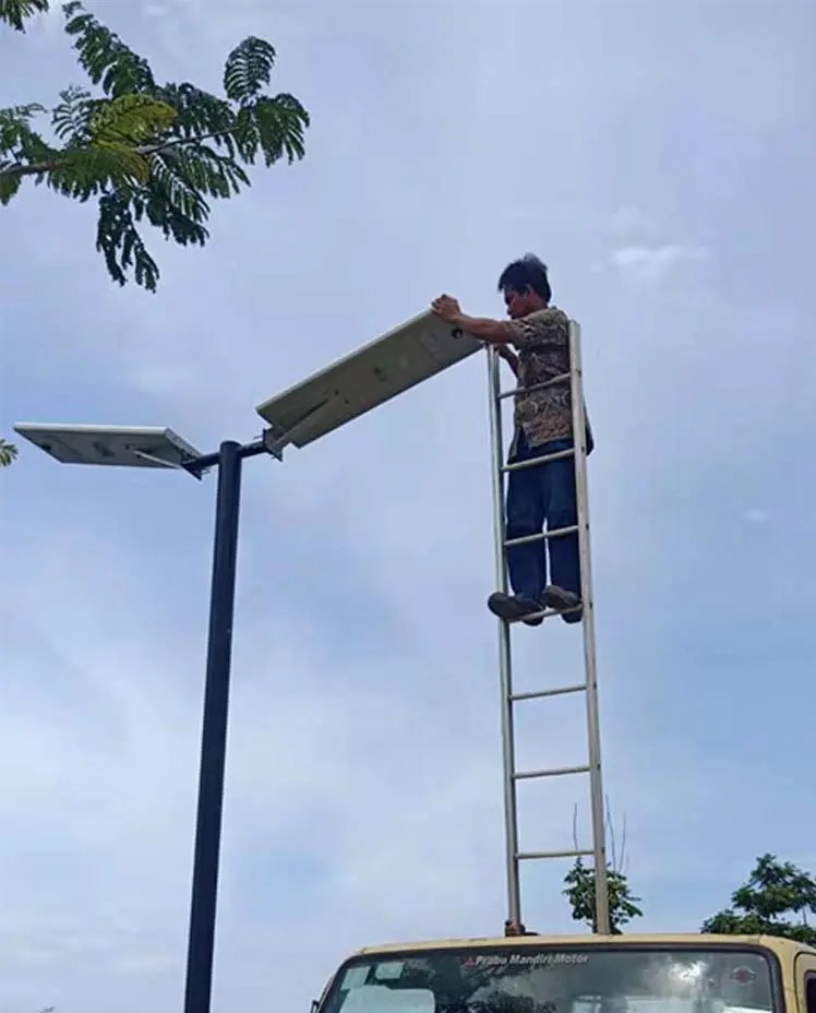March 2021 Indonesia Solar street Light project (1)